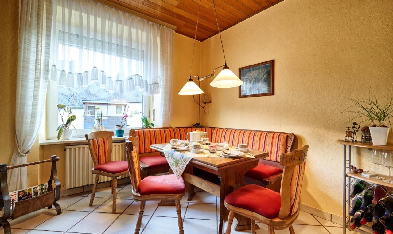 Weingut Christoffel Apartment Kövenig Exterior foto